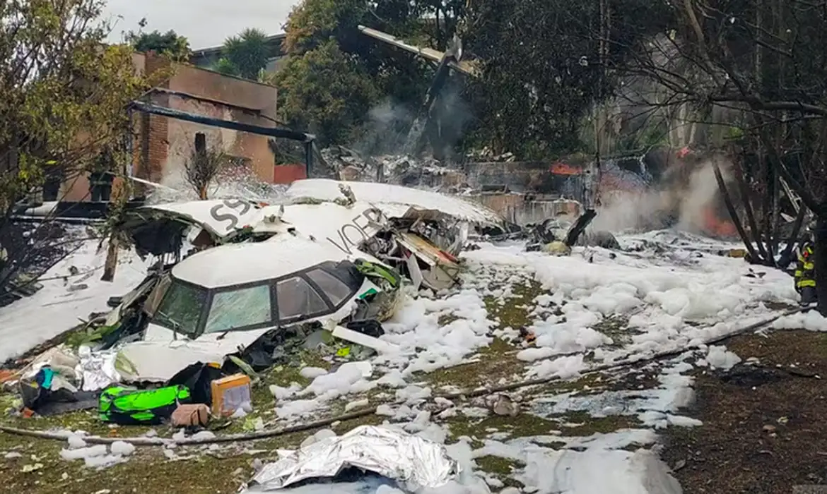 acidente aereo que envolveu aviao da voepass