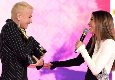 Patrícia Abravanel rasgou elogios a Xuxa durante o Programa Silvio Santos e revelou que pretende assistir ao show da apresentadora.