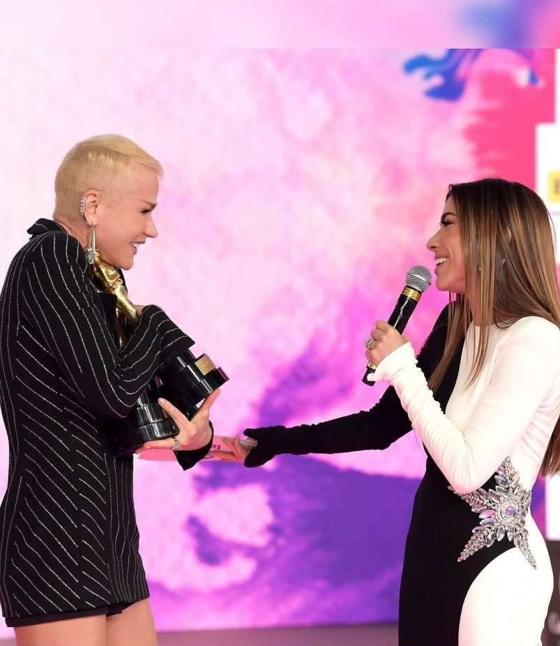 Patrícia Abravanel rasgou elogios a Xuxa durante o Programa Silvio Santos e revelou que pretende assistir ao show da apresentadora.