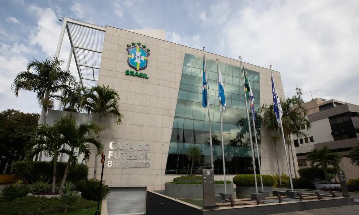sede da confederacao brasileira de futebol cbf na barra da tijuca.0809210153