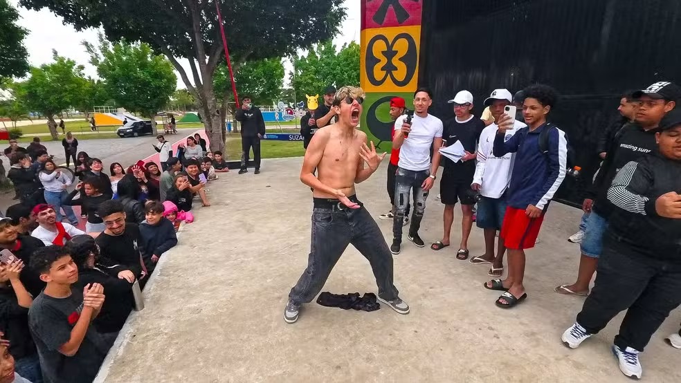 : Organizadores defendem que os eventos misturam humor, performance e expressão da geração mais nova