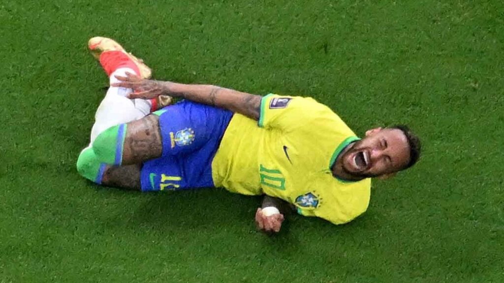 Neymar foi citado no deboche do ator sobre quedas teatrais em campo
