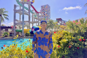 Léo Foguete curtiu o Beach Park ao lado da noiva, Ihandra Martins, e dos integrantes de sua banda.