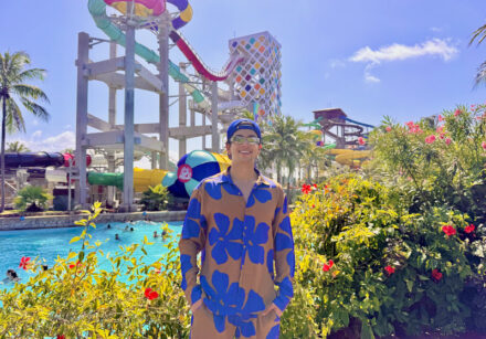 Léo Foguete curtiu o Beach Park ao lado da noiva, Ihandra Martins, e dos integrantes de sua banda.