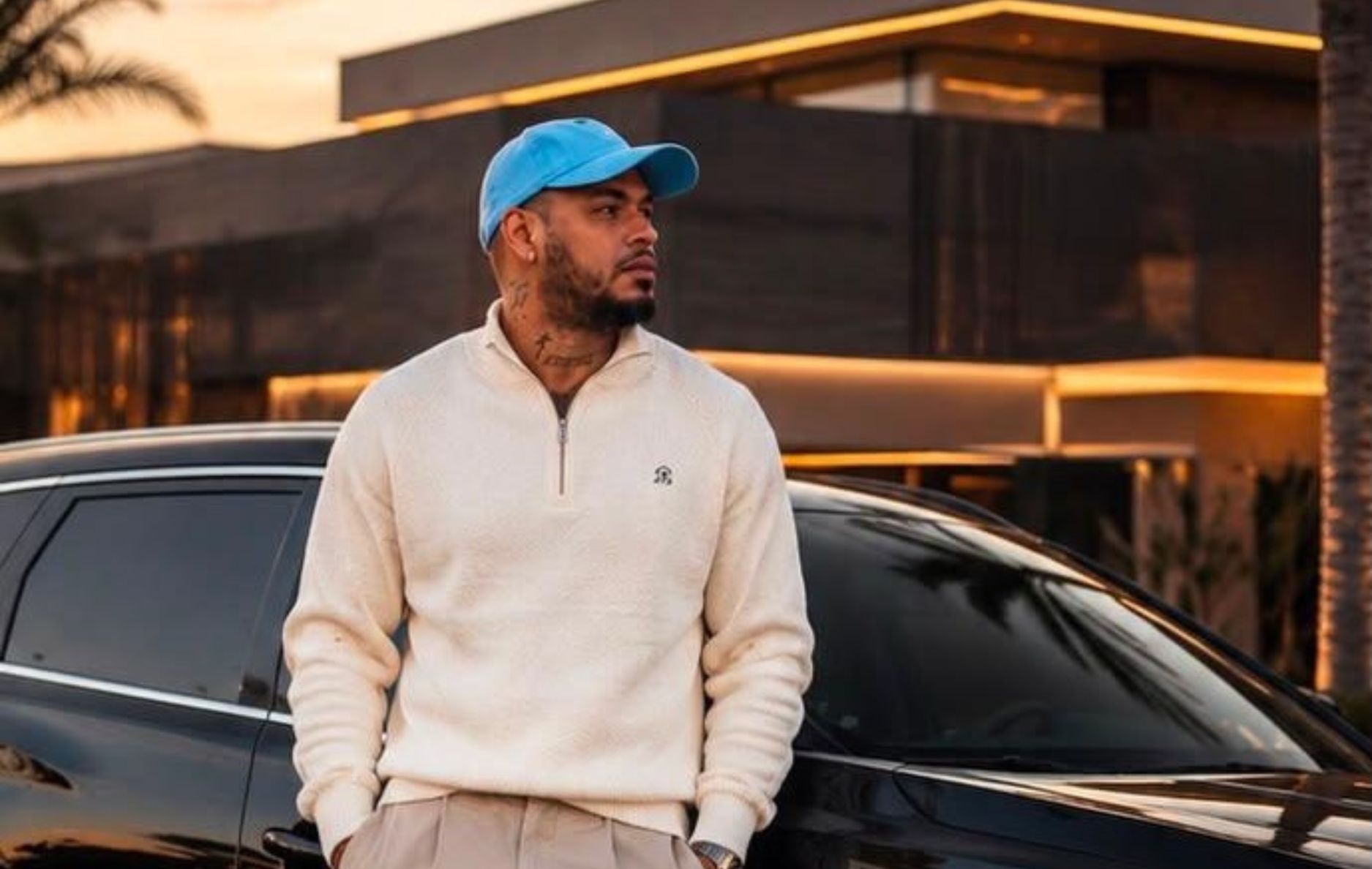 Cacau Jr., ex-vocalista do Soweto e pai de Wenny, é apontado pelo Metrópoles como nome dado como certo para A Fazenda 18.