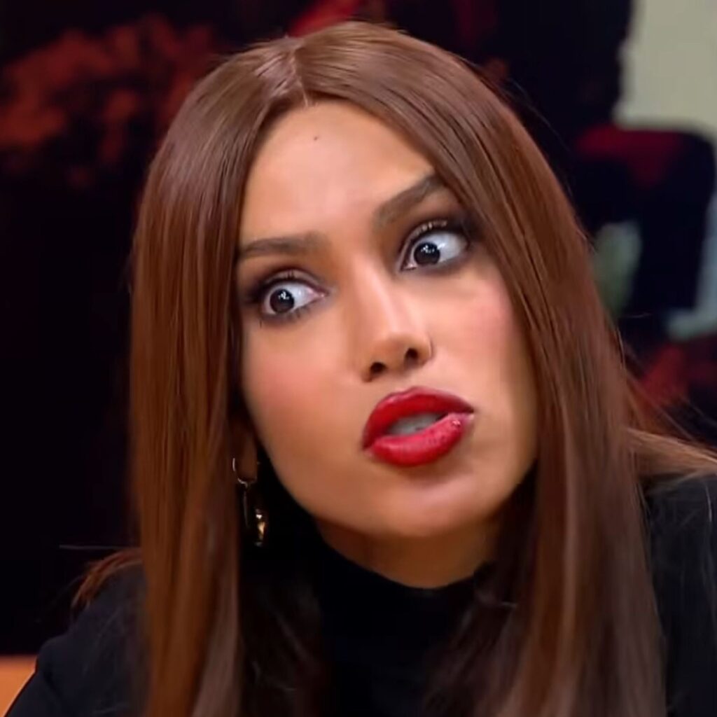 Cantora pediu para concluir história sobre Marina Morena e evitar mal-entendido