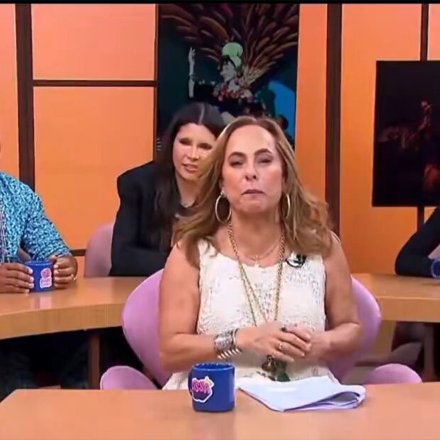 Anitta interrompeu Cissa Guimarães ao vivo no “Sem Censura”