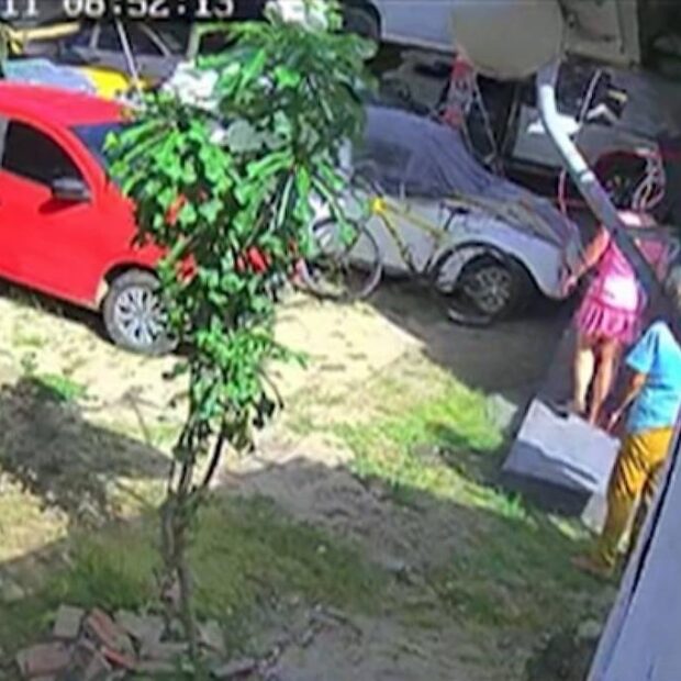 policial encontrada amarrada em matagal
