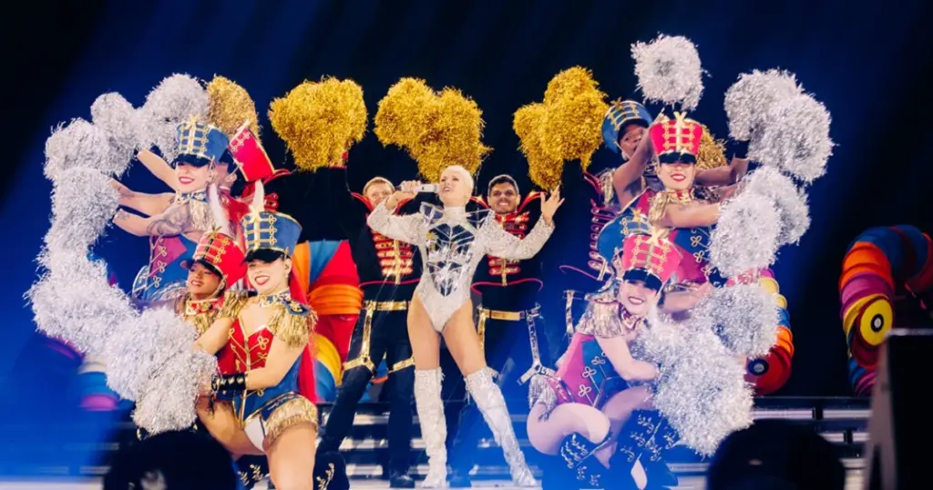 Xuxa esgotou a terceira apresentação de “O Último Voo da Nave” em São Paulo e anunciou uma quarta data.