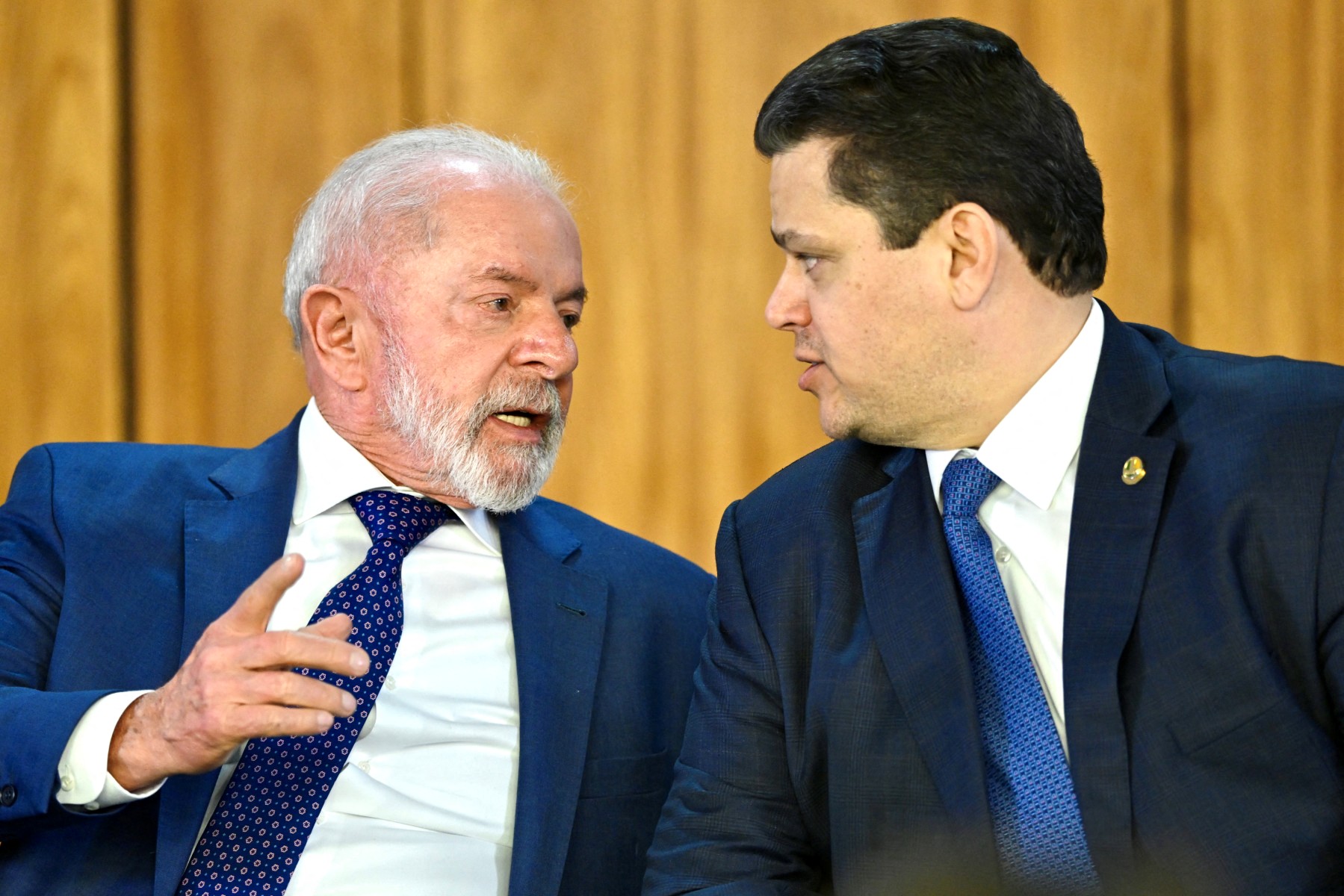 brazil politics economy trade tariff lula da silva alcolumbre.