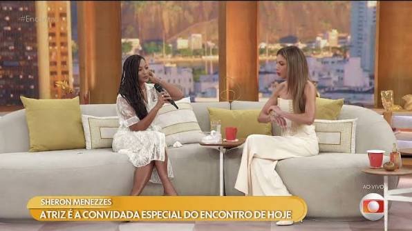 Sheron afirmou que tem dois sonhos, o trabalho e a maternidade, e refletiu sobre escolhas na vida das mulheres