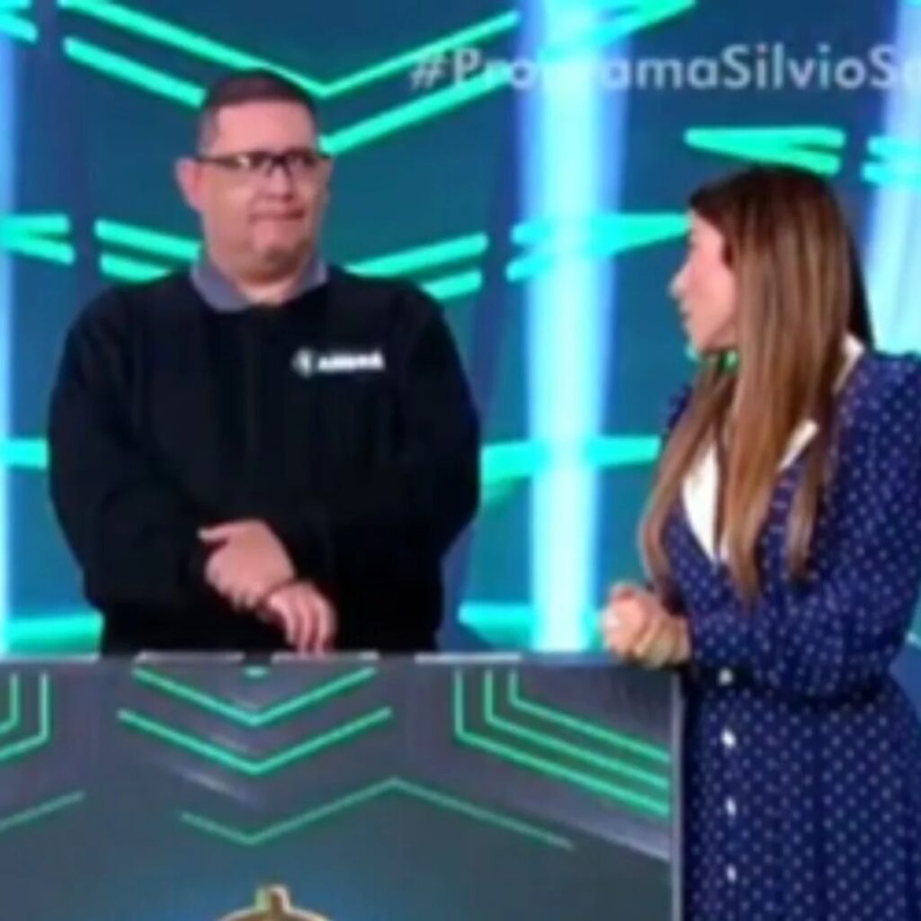  Patricia Abravanel reagiu ao erro com a frase “Nossa, que strike”
