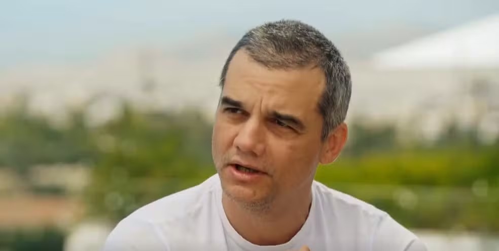  Ator disse que apoia movimentos identitários, mas critica a cultura do cancelamento
