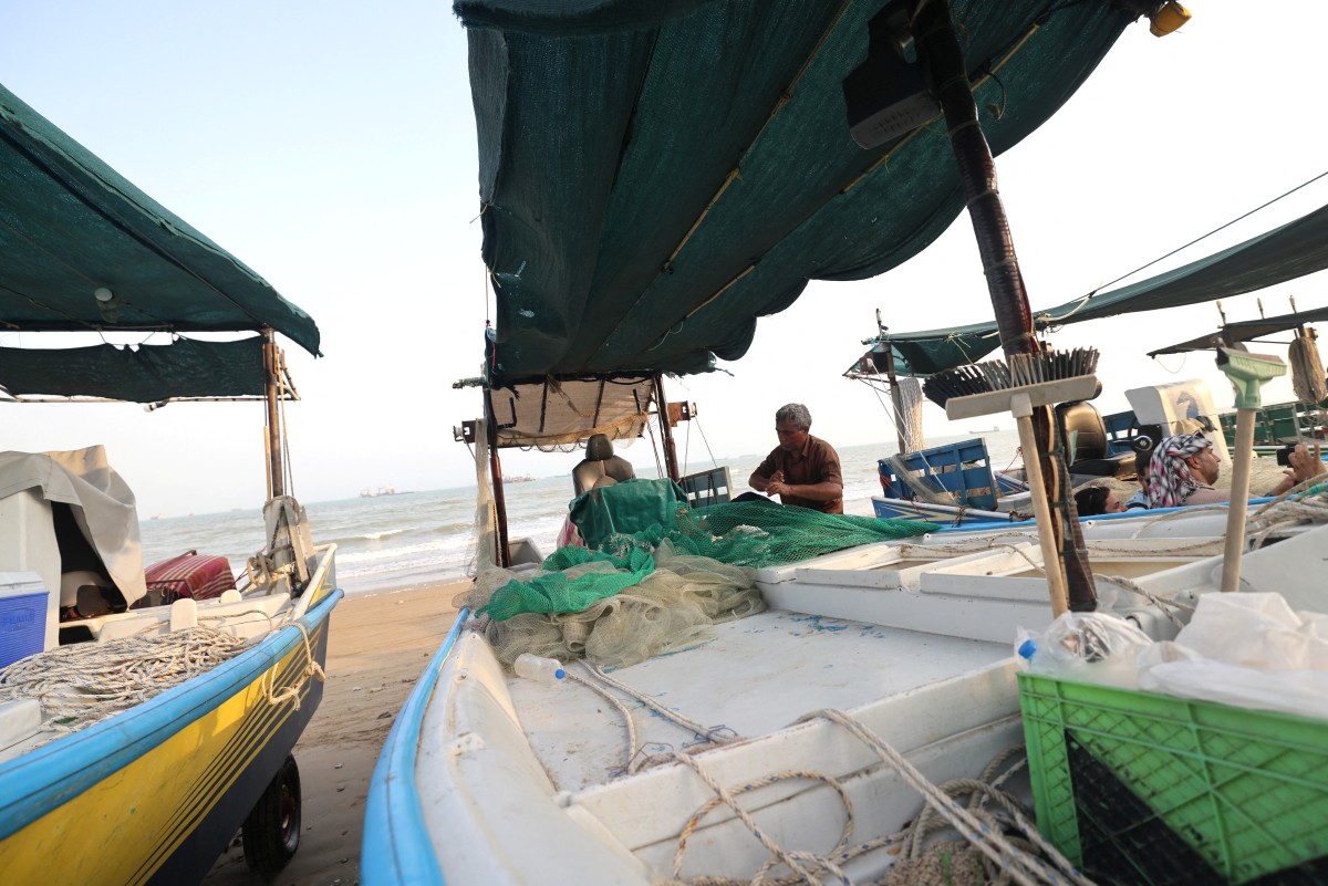 files iran us israel war dailylife fishing
