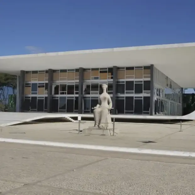 fachada supremo stf