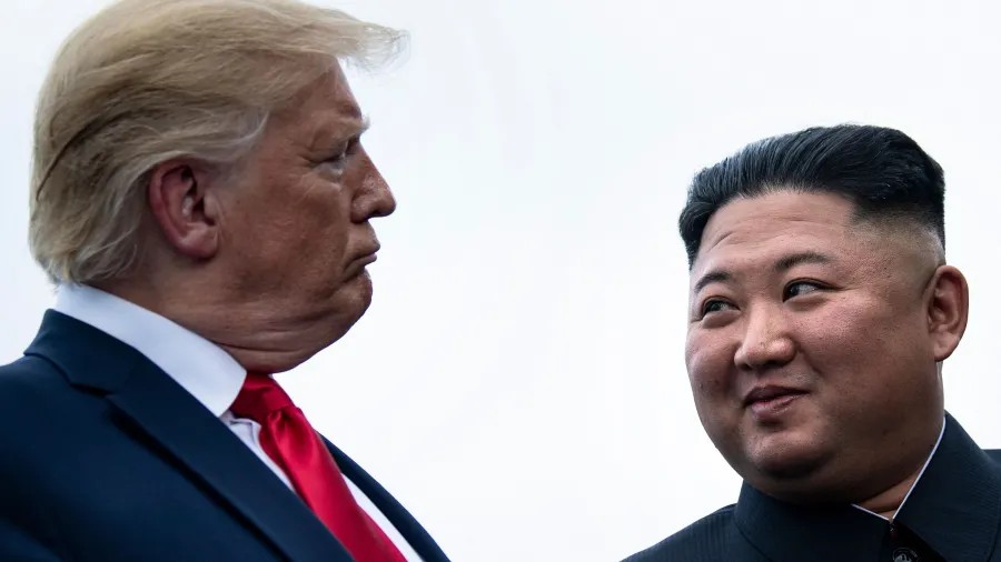 donald trump e kim jong un em encntro em 2019 1762030637736 v2 900x506.jpg