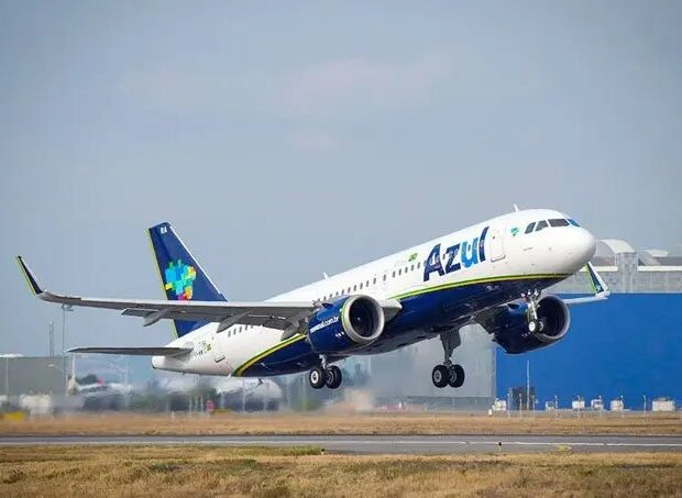 azul