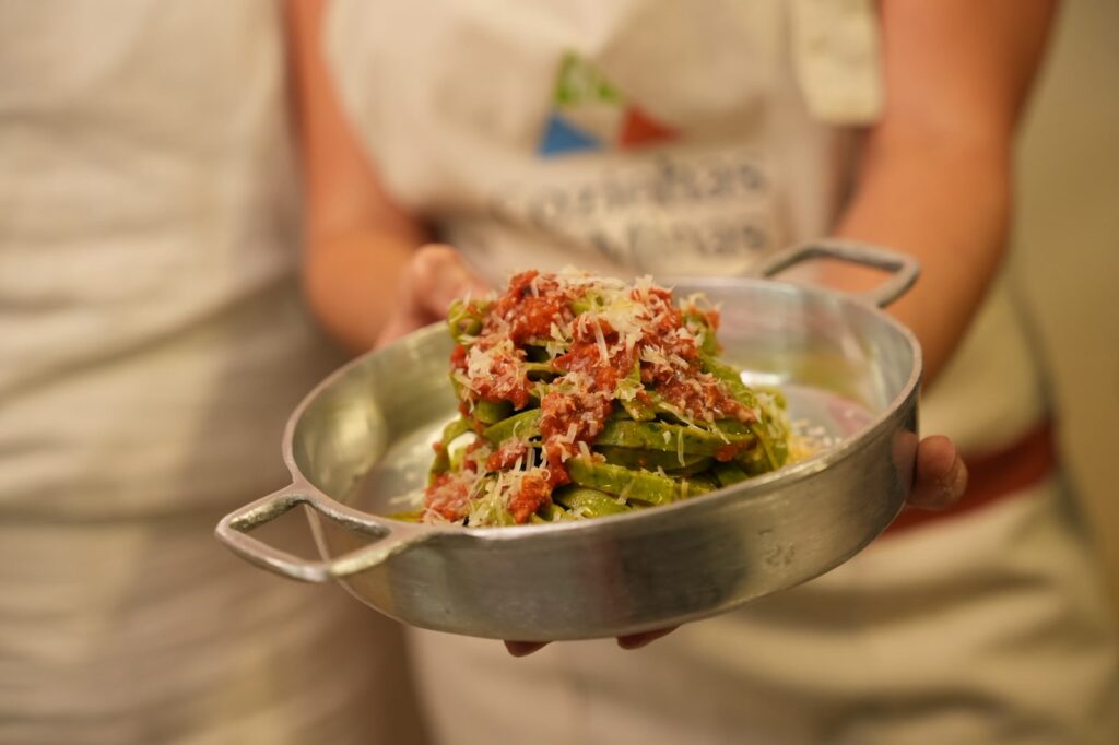O Festival Cozinhas de Minas reúne produtores, chefs e empreendedores em Andradas, cidade mineira que quer transformar sua tradição gastronômica em turismo, renda e novos negócios.
