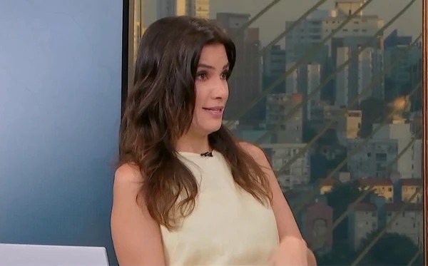 Sabina Simonato brincou com a cobrança e respondeu: “Santo de casa não faz milagre, mas nós vamos fazer!”