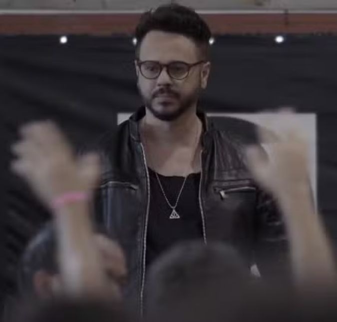Artista participou do documentário “Sandy e Junior: A História”, do Globoplay