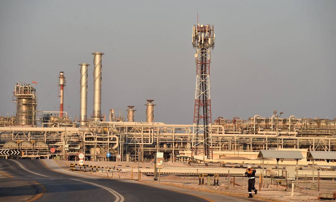 85506584 files in this file photo taken on september 20 2019 a general view of saudi aramcos abqaiq