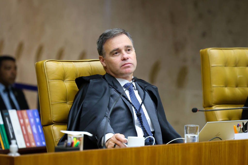 andre mendonça