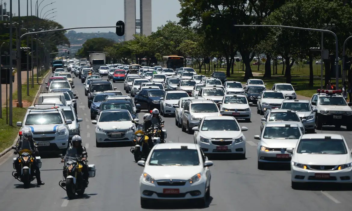 984485 taxistas uber 9500