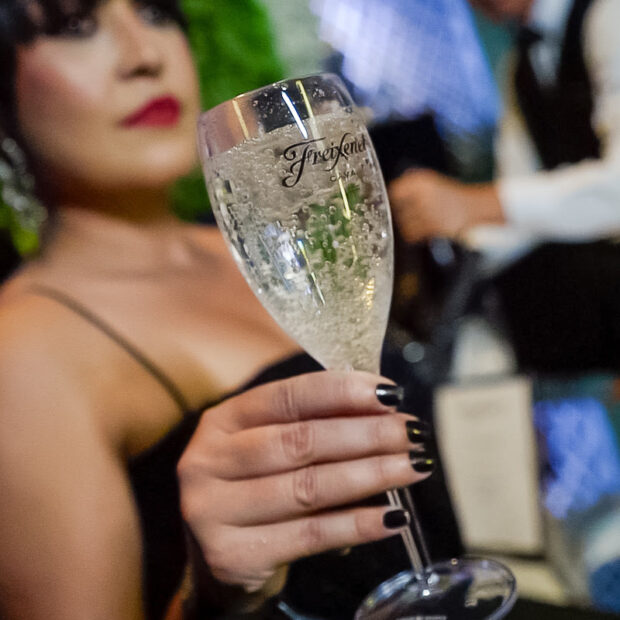 A Freixenet confirma presença pelo quinto ano no Baile do BB, que reúne moda, cultura, entretenimento e solidariedade no Rosewood São Paulo.