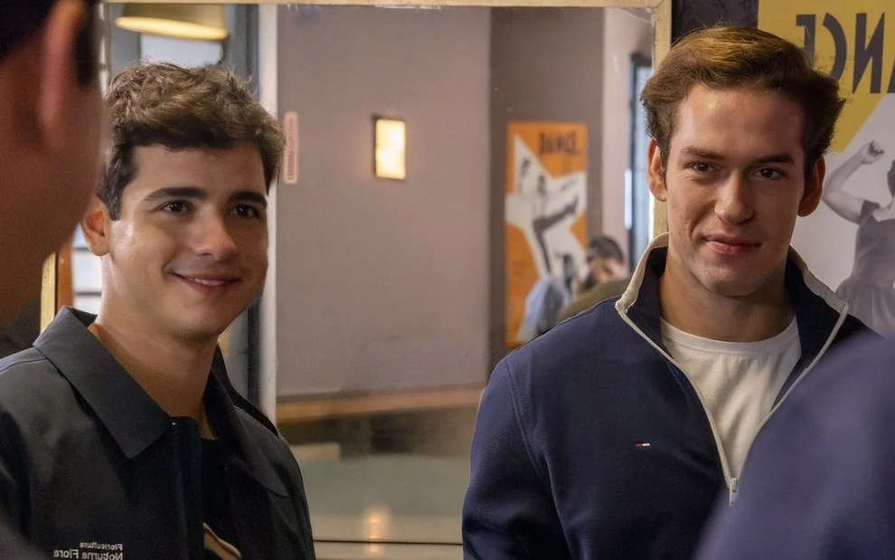 A torcida pediu e a novela começou a entregar! Felipe e Mau Mau terão novo encontro, com direito a olhares, sorrisos e uma aproximação que promete render.