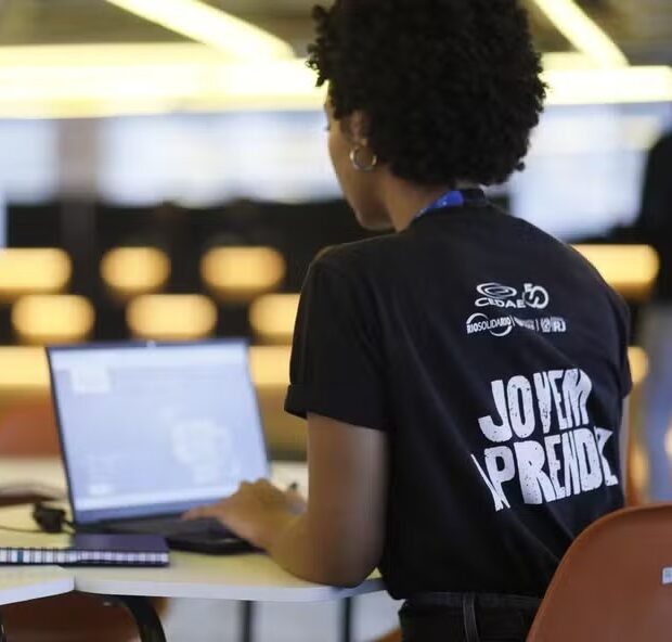 jovem aprendiz trabalho