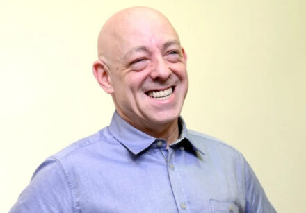 Criador de Miles Morales, Brian Michael Bendis fará sua estreia na CCXP26 e estará entre os grandes nomes do Artists’ Valley em dezembro.