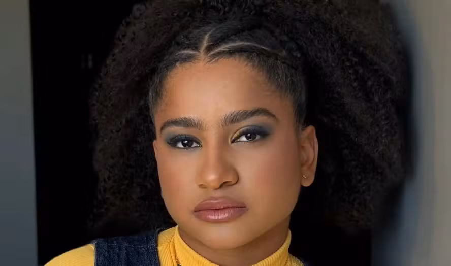 Tia Milena está ganhando espaço para além dos realities. Meses depois do BBB 26, ela foi escolhida para comandar conteúdos do Rock in Rio nas redes sociais da TV Globo. - Reprodução Instagram
