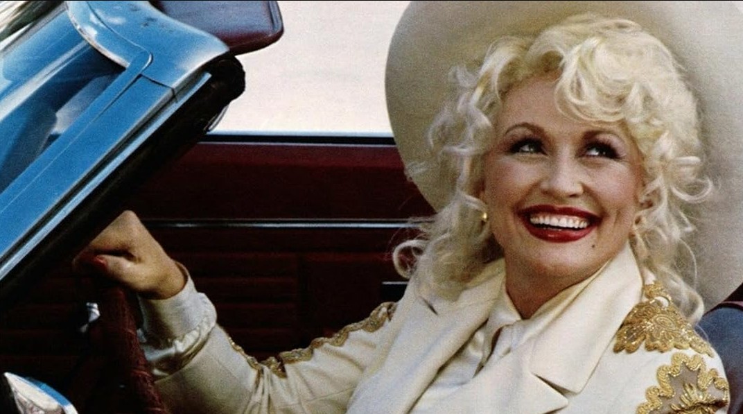 A equipe de Dolly Parton revelou que a cantora enfrentava uma batalha discreta contra o câncer. O diagnóstico nunca havia sido divulgado publicamente - Reprodução Instagram