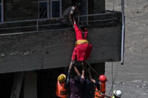 nepal weather landslide floods
