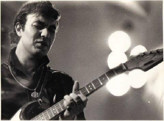 Guitarra dos anos 1960 está entre os bens que ainda não foram localizados
