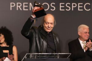 Erasmo Carlos deixou Grammys, manuscritos e objetos afetivos entre os bens do espólio