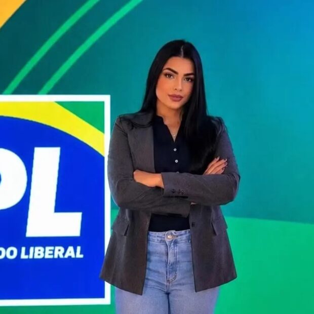Sophia Barclay declarou ensino superior completo no registro de candidatura