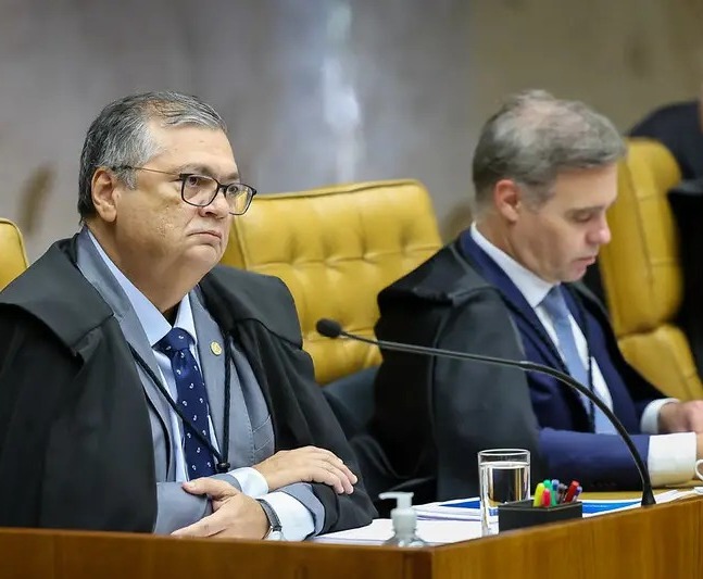 mendonça e dino
