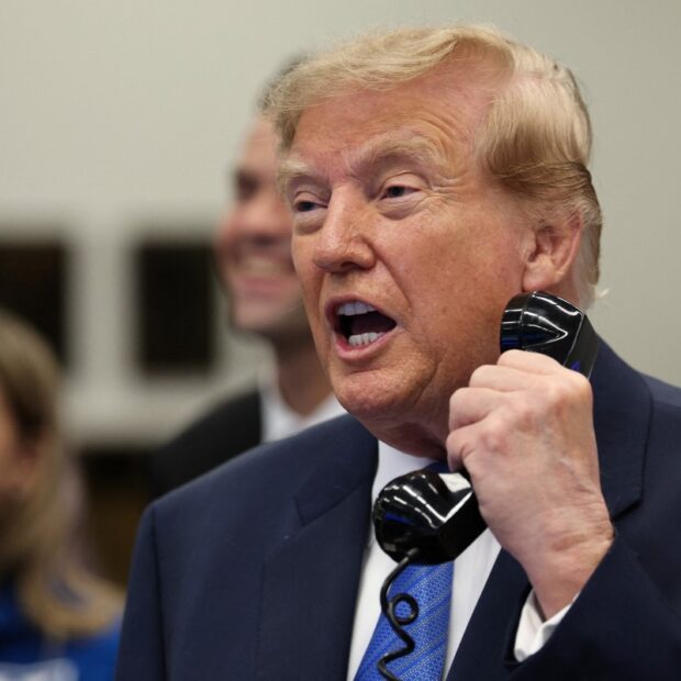 president trump visits nasa to honor artemis ii crew members
