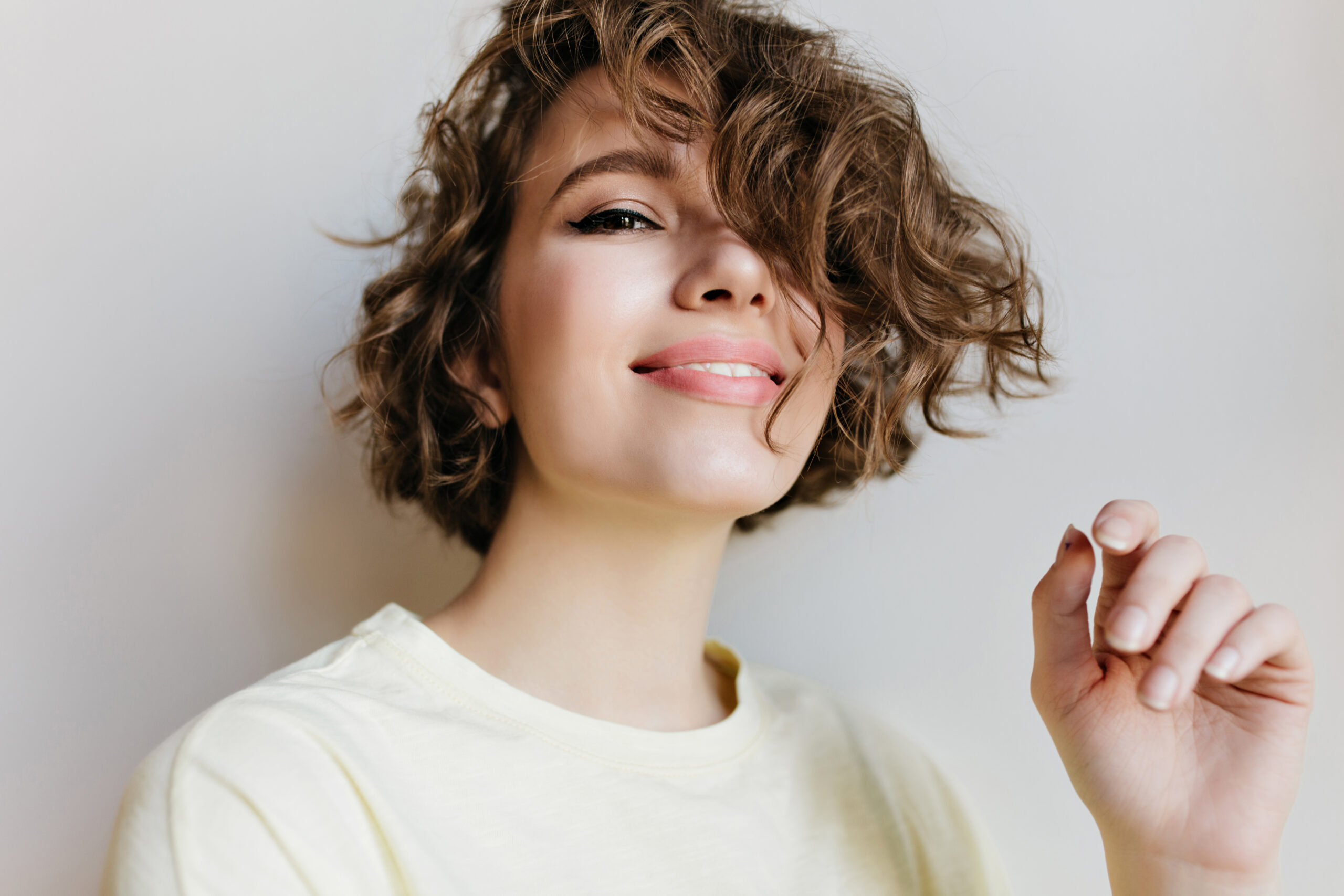 Mulher cabelo curto