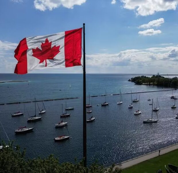 afp 20260827 c6nx2c3 v4 midres topshotcanadausdiplomacylakepoliticstrump