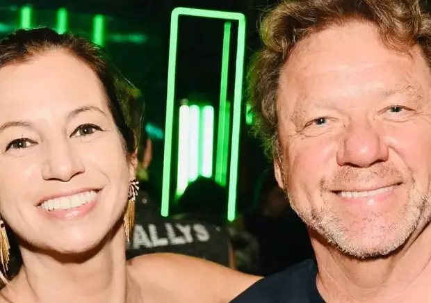 Depois de 20 anos juntos, Claude Troisgros e Clarisse Sette anunciaram o fim do casamento. Sem clima de guerra, ela fez uma reflexão sobre a história construída pelos dois: “Como dizer que não deu certo?”