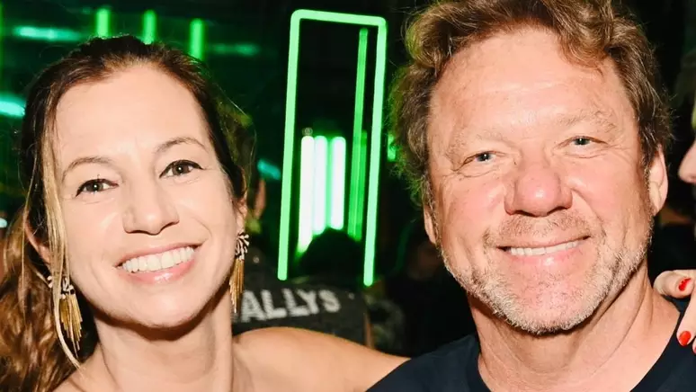Depois de 20 anos juntos, Claude Troisgros e Clarisse Sette anunciaram o fim do casamento. Sem clima de guerra, ela fez uma reflexão sobre a história construída pelos dois: “Como dizer que não deu certo?”