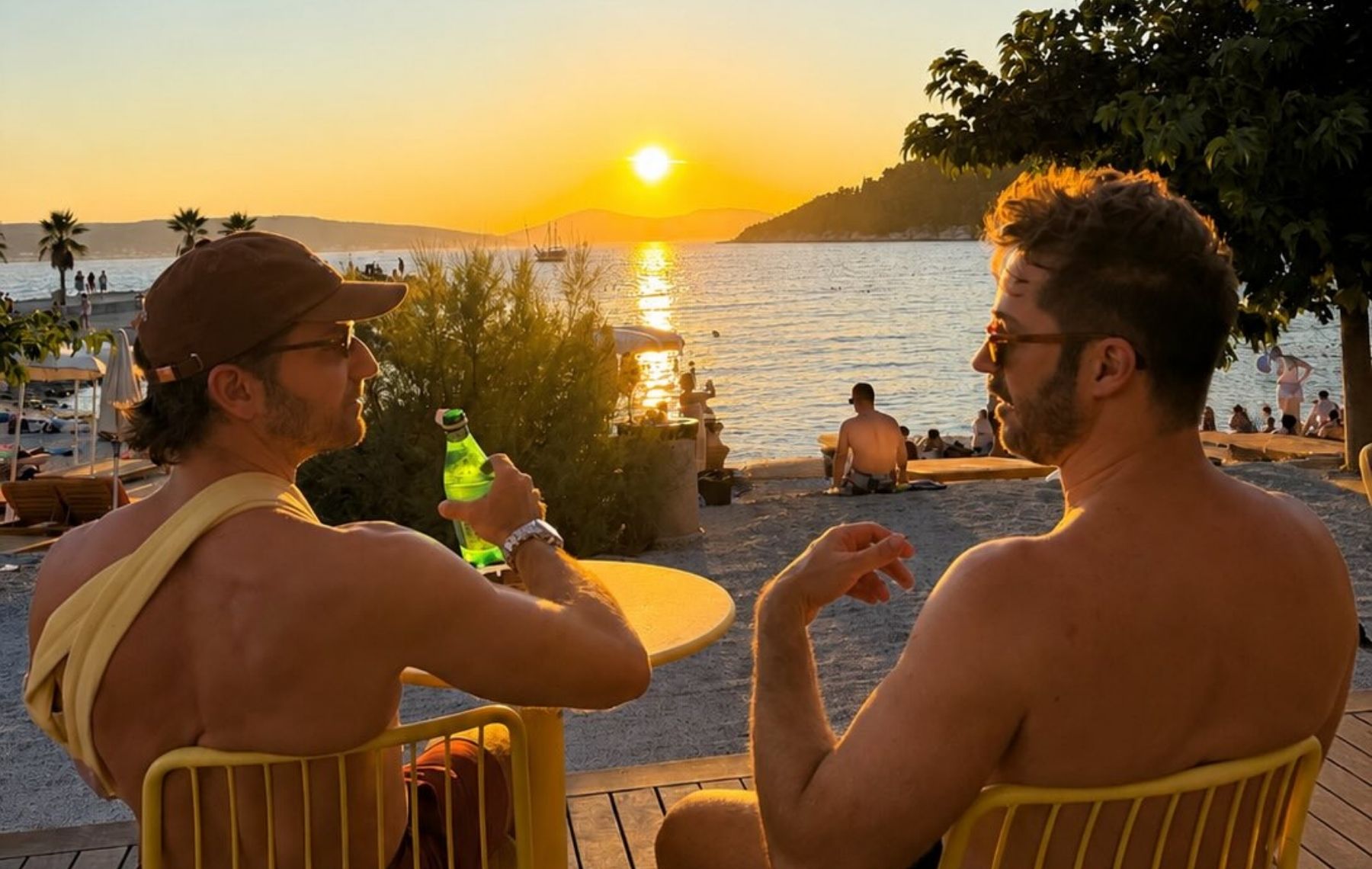 Quem é o homem que apareceu agarradinho com Thales Bretas na Croácia? O psiquiatra Leandro Saldanha, de Belo Horizonte, virou assunto após os registros da viagem. - Reprodução Instagram