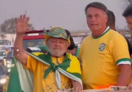 Célio José de Morais, conhecido como “Lula do Bem”, posa ao lado de Jair Bolsonaro