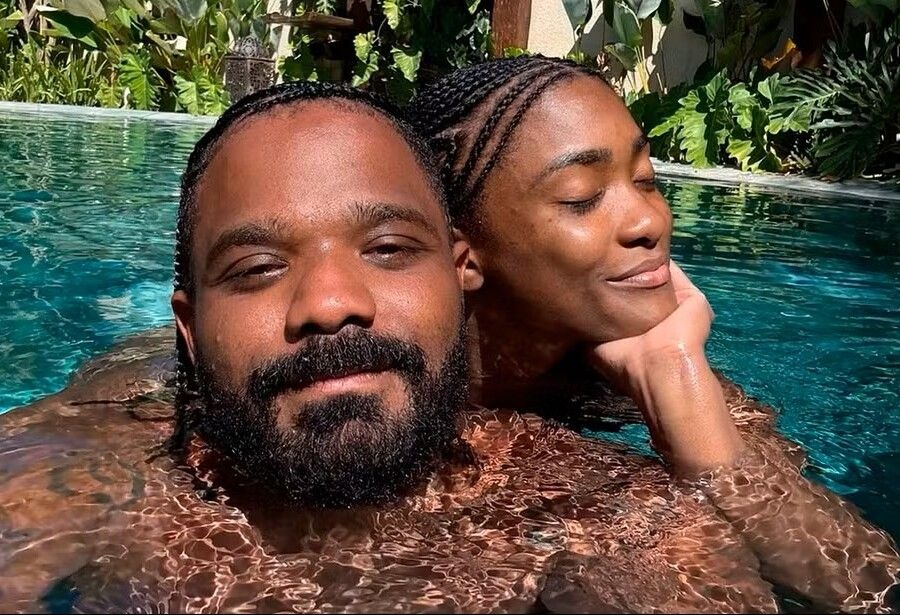  Arlindinho Cruz terminou o relacionamento com Erika Januza após oito meses
