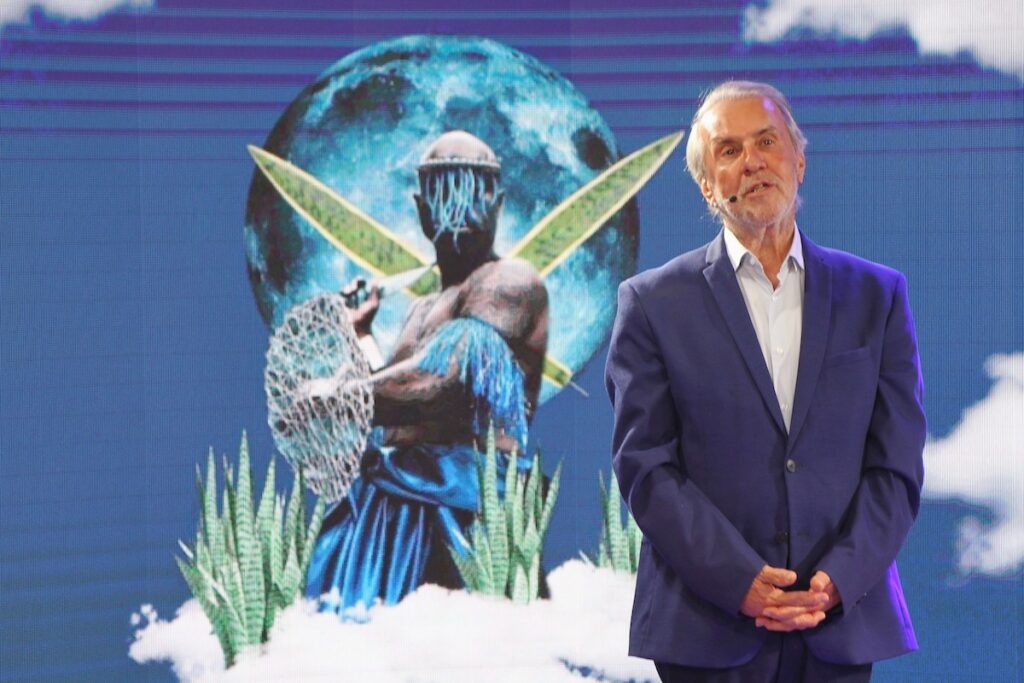 Robério de Ogum reagiu à fala de Felipe Neto sobre Tranca-Rua e chamou atenção para o preconceito histórico contra religiões de matriz africana.