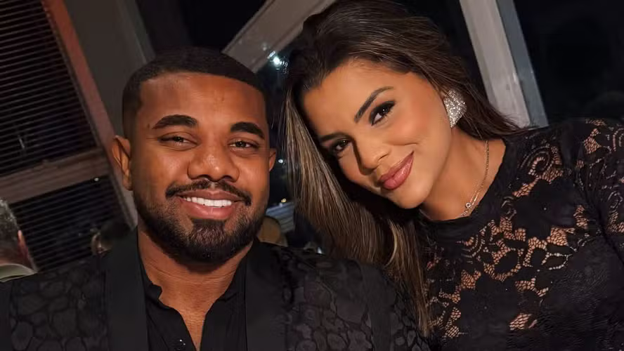 Davi Brito e Emilly Araújo se casam hoje e rapidez do romance intriga