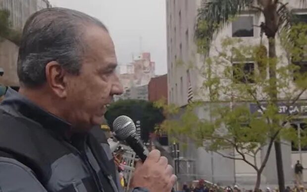 silas malafaia x alexandre de moraes.jpg