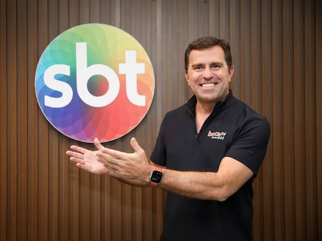 Repórteres ligados ao canal de Bocardi deixaram de fazer entradas no programa
